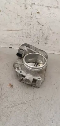 BMW 5 E39 Electric throttle body valve 7502444