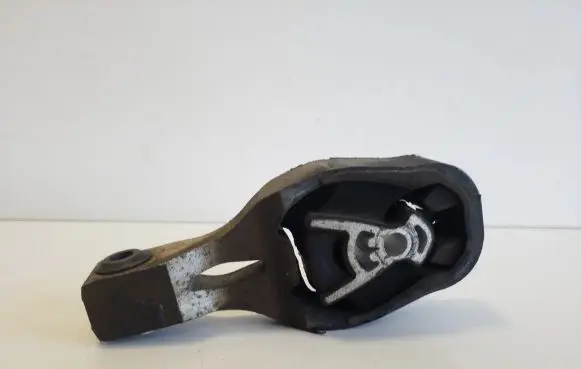 Opel Grandland X Engine mount bracket 9820511880