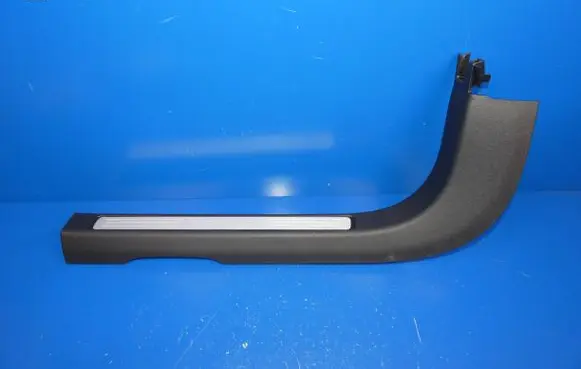 Volvo V60 Front sill trim cover 31468384 31463458 31468380
