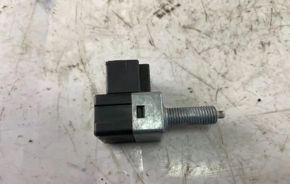Hyundai Matrix Brake pedal sensor switch 9381038100