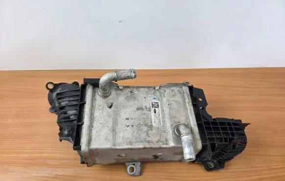 Ford Focus Intercooler radiator JN1Q6C896AC