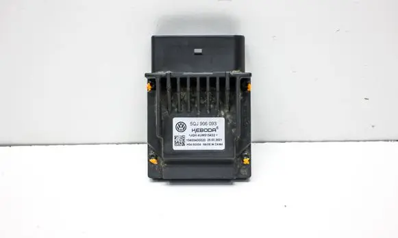 Audi Q3 F3 Fuel injection pump control unit/module 5QJ906093