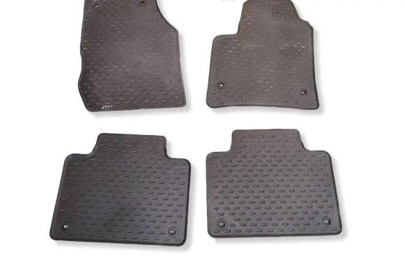 Porsche Cayenne (9PA) Car floor mat set 95504480061