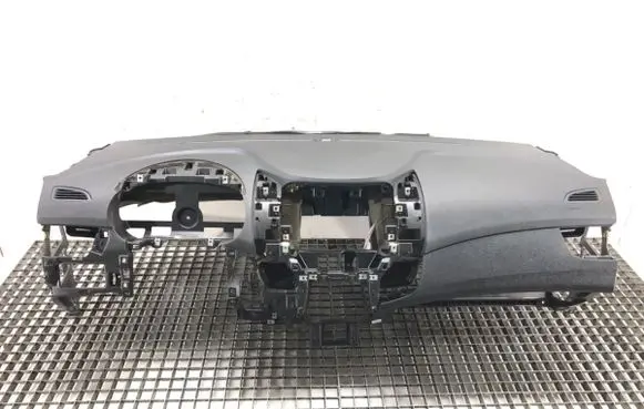 Hyundai Elantra Dashboard 