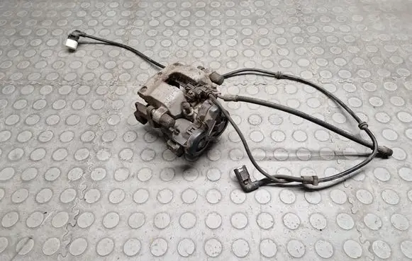 Mercedes-Benz C W205 Rear brake caliper A2054232098