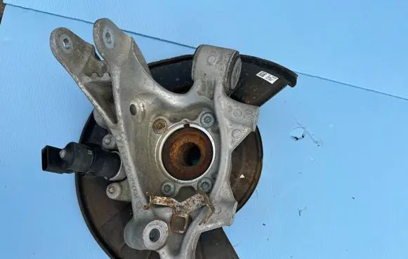 Porsche Cayenne (92A) Rear wheel hub 7P0609404H