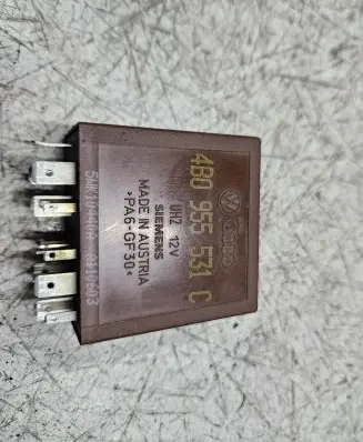 Audi A6 S6 C5 4B Window wiper relay 4B0955531C