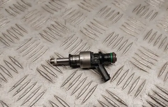 Audi A8 S8 D4 4H Fuel injector 3079036AC