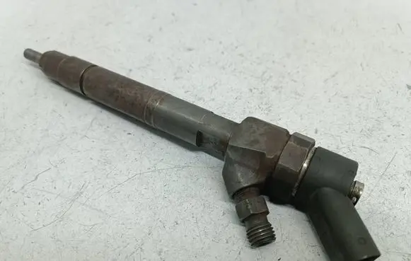 Mercedes-Benz A W168 Fuel injector A6680700287 6680700287 0445110015