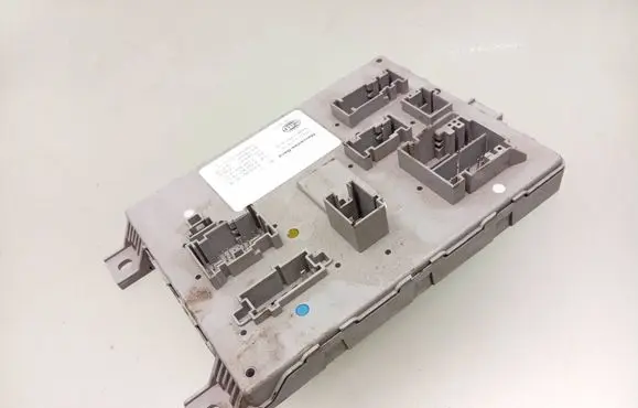 Mercedes-Benz C W205 SAM control unit A2229011203 A2059002019 A2229021211