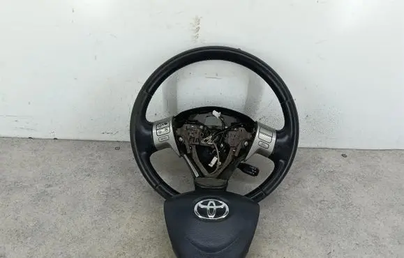 Toyota Auris 150 Steering wheel 