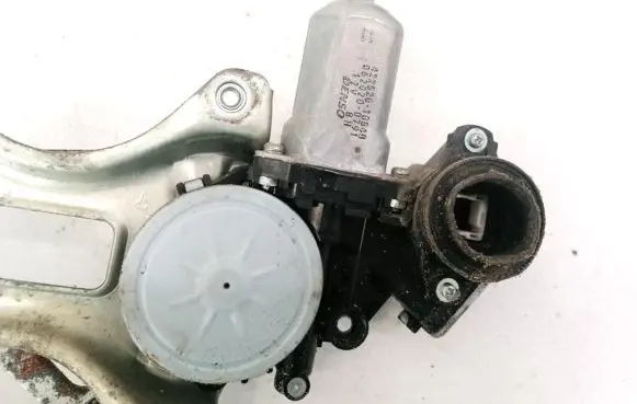 Toyota RAV 4 (XA30) Front door window regulator motor 0620200791 062020-0791