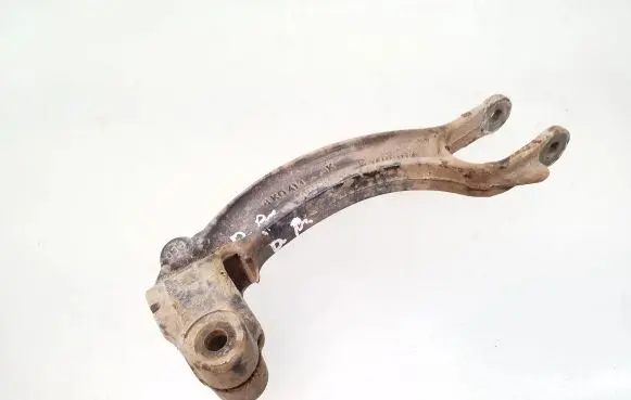 Audi Q5 SQ5 Lower shock absorber bracket 8K0413K