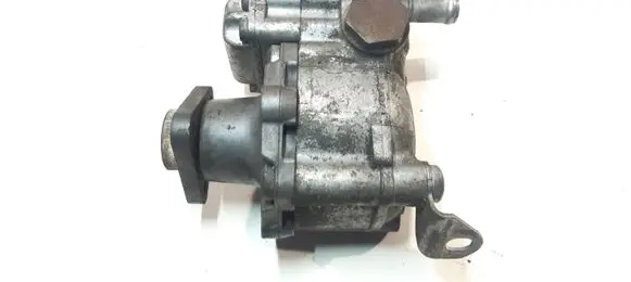 BMW 5 E60 E61 Power steering pump 678084804