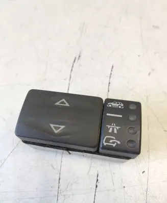Land Rover Range Rover P38A Suspension ride height/mode switch AMR3713