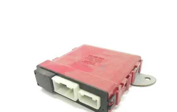 Lexus IS 220D-250-350 Wing mirror control module 8943053010 1233006662