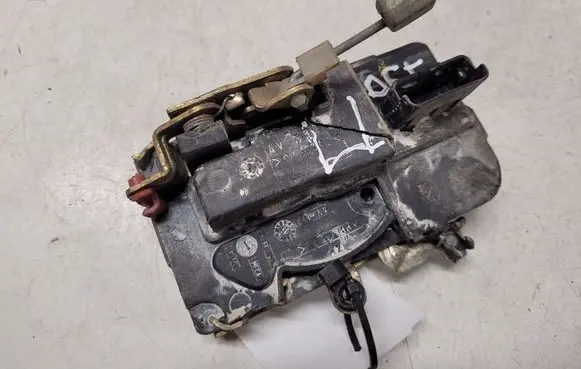 Peugeot Partner Front door lock