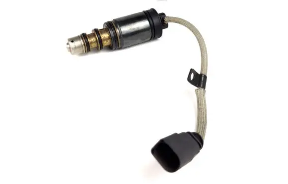 Volkswagen Golf V Exhaust gas temperature sensor 1j0973802