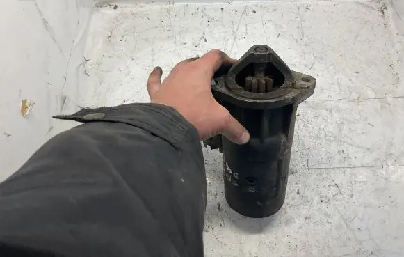 Nissan Patrol 260 Starter motor