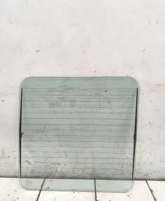 Mercedes-Benz Sprinter W901 W902 W903 W904 Loading door trunk window/glass 