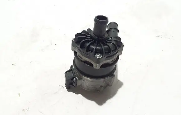 Audi A7 S7 4K8 Electric auxiliary coolant/water pump 8K0965567D