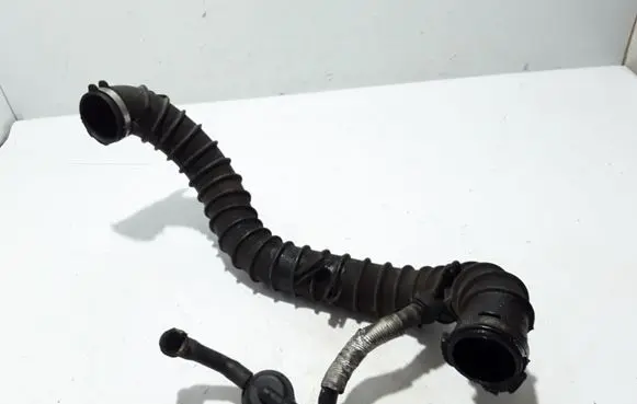 Renault Master II Air intake duct part 8200887497
