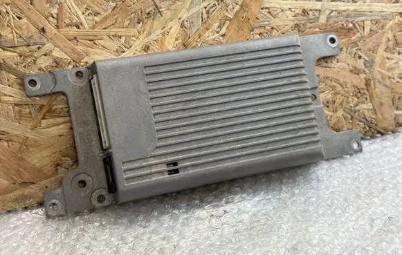 BMW 5 E60 E61 Bluetooth control unit module 9226711 922671101 84109226711