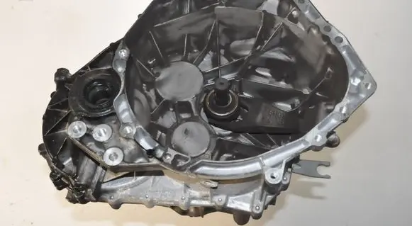 Mazda 6 Manual 7 speed gearbox D6020