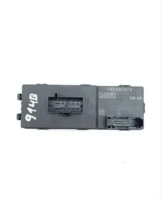 Bentley Bentayga Tailgate/trunk control unit/module 8W8959107B