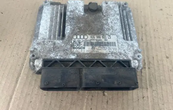Volkswagen PASSAT B6 Engine control unit/module 03G906021LS 1039S14587 0281013297