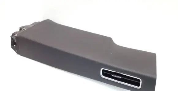 (B) pillar trim (bottom)