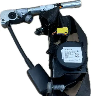 Buick Enclave II Front seatbelt 84198556