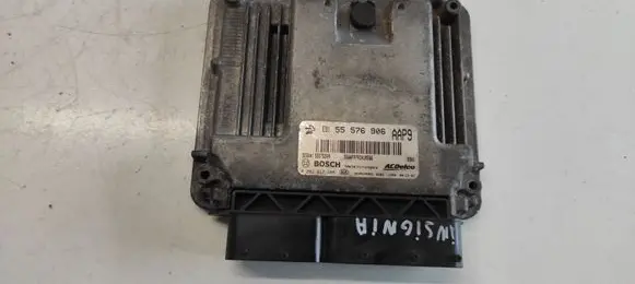 Opel Insignia A Engine control unit/module 55576906 0281017105