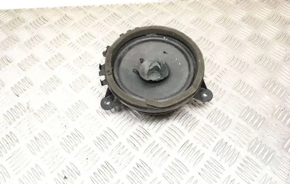 Volvo XC70 Front door speaker 30657444 M5XUG