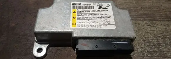 Chevrolet Captiva Airbag control unit/module 96838157