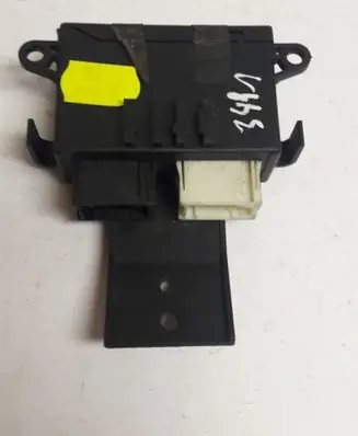 BMW 3 E46 Wing mirror control module 61316916054 6916054