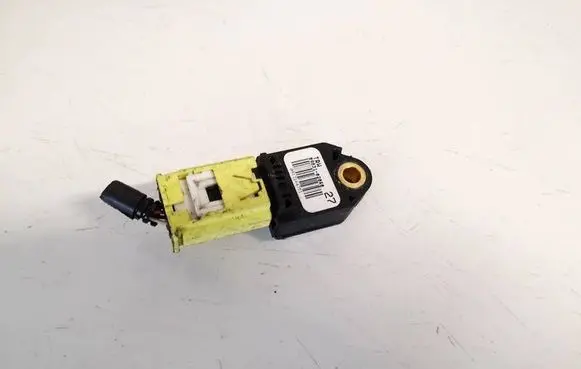 Toyota Auris 150 Airbag deployment crash/impact sensor 8983102060 89831-02060