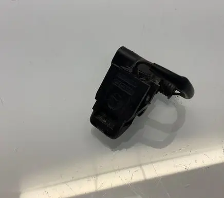 Mercedes-Benz CLS C219 Windshield washer spray nozzle A2308600347 2308600347