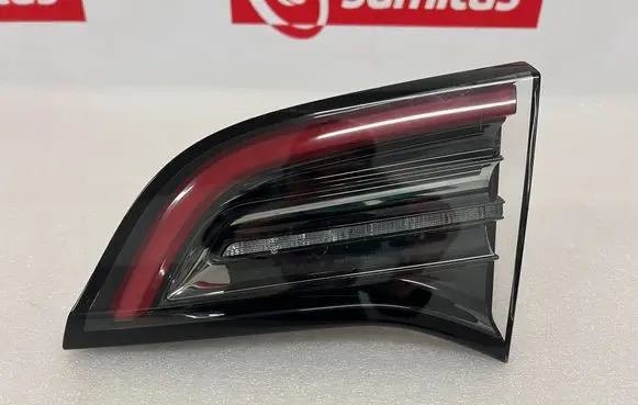 Tesla Model 3 Tailgate rear/tail lights 150208900B 271501534282