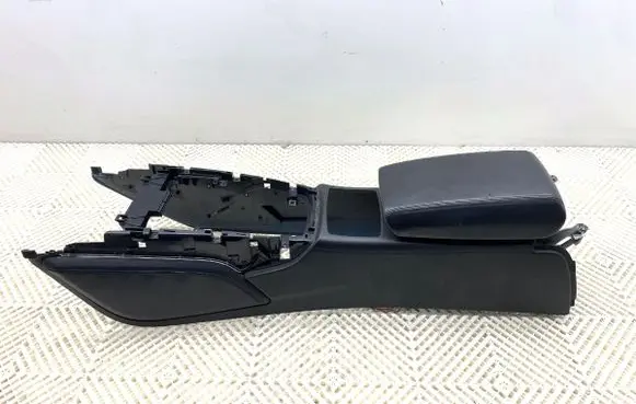 Audi A7 S7 4G Center console 
