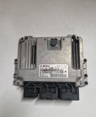 Citroen Berlingo Engine control unit/module 0261S05715 9666824080