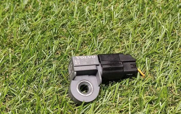 Volvo V40 Airbag deployment crash/impact sensor 31387891 151241005485