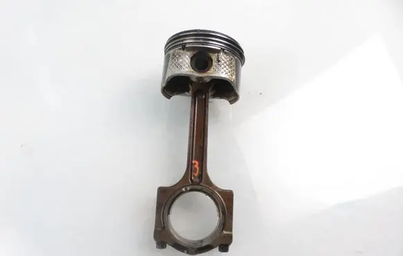 Mazda 6 Piston with connecting rod 