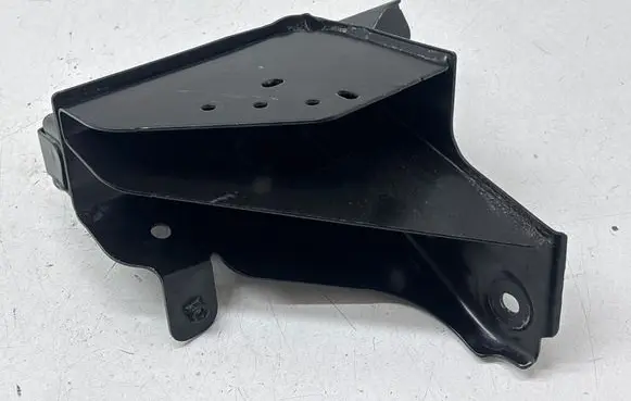 Nissan X-Trail T32 Accelerator throttle pedal bracket 