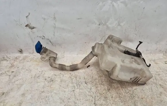 Volkswagen Golf VI Windshield washer fluid reservoir/tank 1K0955453Q 1K0955453S 1K0955453R