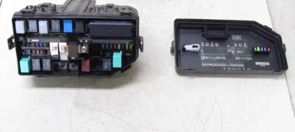 Honda CR-V Fuse box set