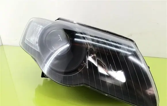 Volkswagen PASSAT B6 Headlight/headlamp 083411120R