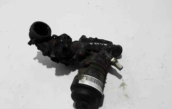 Volkswagen Touareg III Oil filter mounting bracket 059115389AK