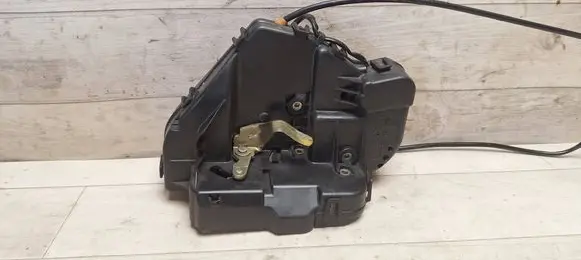 Mercedes-Benz C W203 Rear door lock 004142112631 0018056041