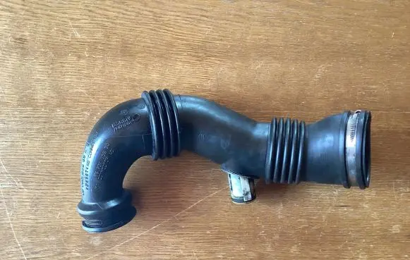 Seat Ibiza III (6L) Air intake hose/pipe 9656953680